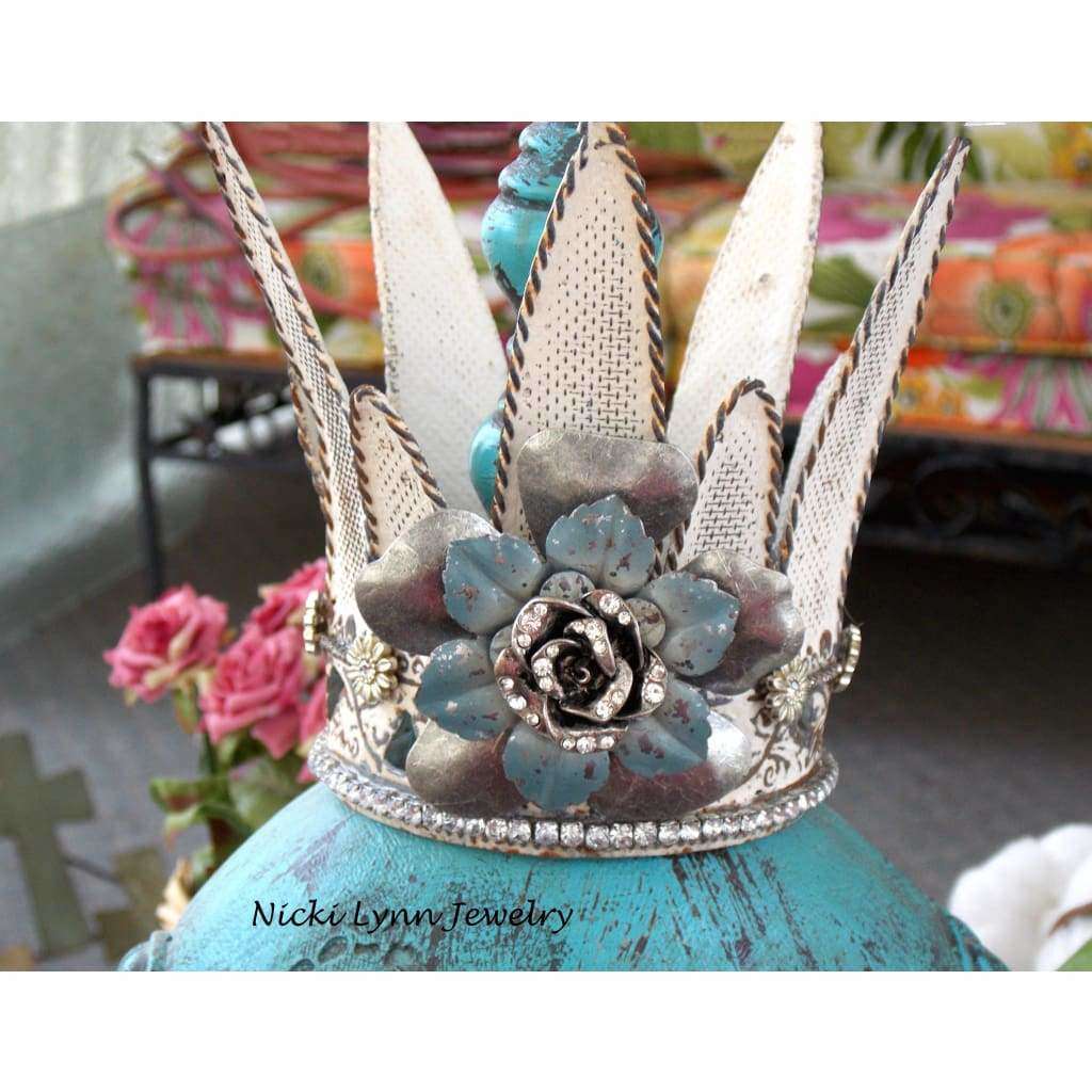 Silver Crown Metal w/ Large Rhinestone Flower - Nicki Lynn Jewelry