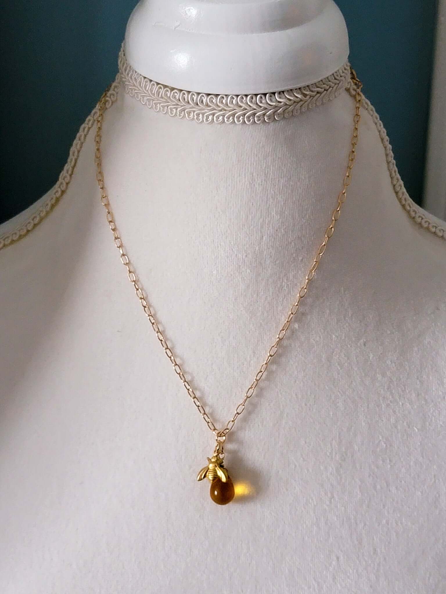 Nicki Lynn Jewelry Tiny Honey Bee Necklace Nicki Lynn Jewelry CLEARANCE:N COLOR_Gold FLOORSET:2019 DEC MAT:Brass P:10-2020 PRICE_$25 - $50 STYLE:Necklace