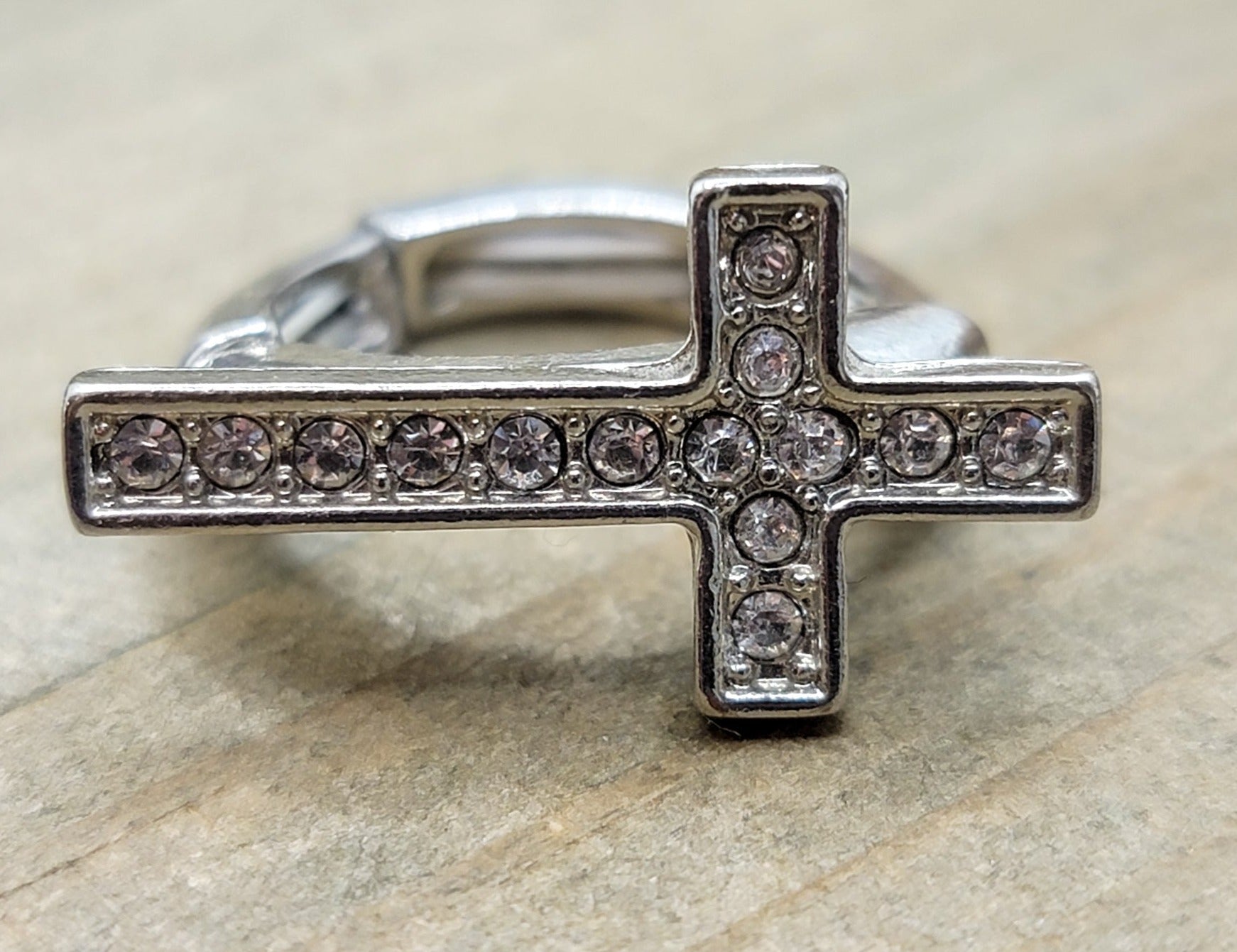 Chunky Cross Stretch Ring - Nicki Lynn Jewelry