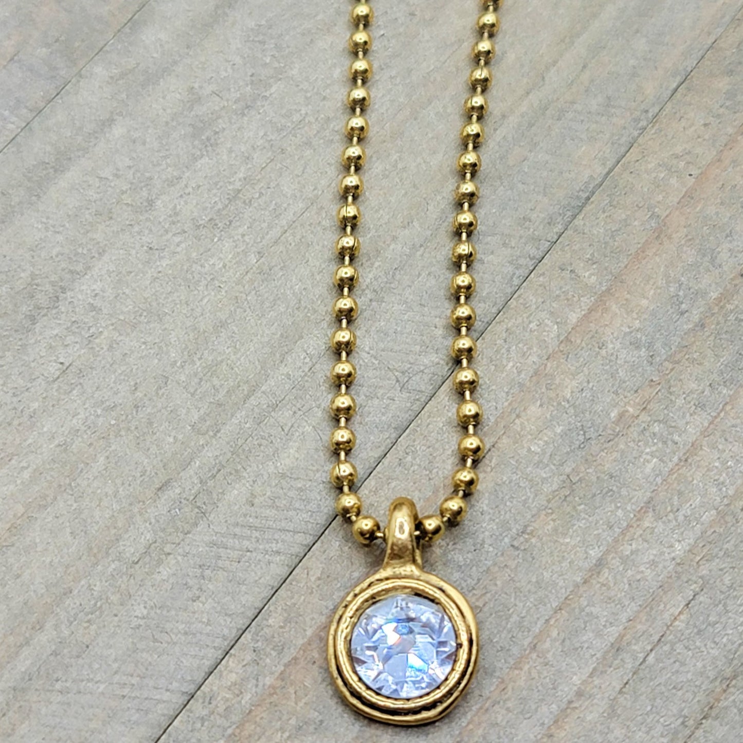 Single Crystal Gold Pendant Necklace - Nicki Lynn Jewelry
